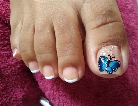 Uñas para pies morenos